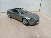 Aston Martin Vankuish 1:18