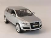 1/43 modeliukai Audi Q7 Mk1 - nuotraukos Nr. 3