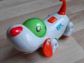 Interaktyvus judantis ir grojantis robotas "Šuo"