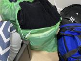 8kg džinsų ir kelnių
