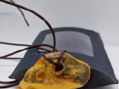 Pakabukas ant kaklo iš tikro Baltijos gintaro. - nuotraukos Nr. 4