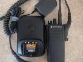Motorola Dp4400 Uhf nešiojamas radijas