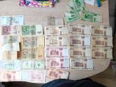 Monetos.banknotai