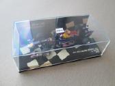 Vettel 2010 Red Bull Racing Renault Minichamps - nuotraukos Nr. 9