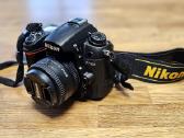 Parduodu Nikon fotoaparatu su priedais - nuotraukos Nr. 7