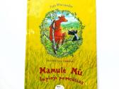 Mamulė Mū laipioja po medžius