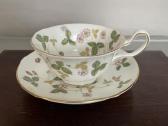 Puodelis su lėkštute Wedgwood