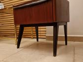 Vintažinė mid century raudonmedžio spintukė - nuotraukos Nr. 23
