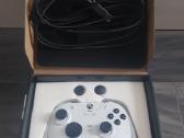 Razer Wolverine V2 Chroma gamepad/controller