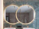 Veidrodis su LED apšvietimu