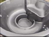 Naujas Kubilas su jacuzzi ir LED turime vietoje