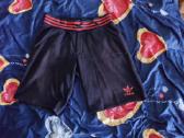 Vyriški Adidas originals šortai.