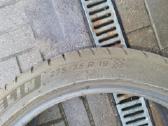 Parduodu 2 padangos Bridgestone 245/40/19 - nuotraukos Nr. 4
