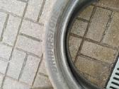 Parduodu 2 padangos Bridgestone 245/40/19 - nuotraukos Nr. 7