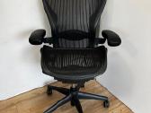 Herman Miller Aeron Full Option