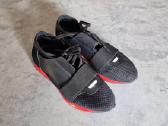 Balenciaga kedai