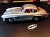 Mercedes benz 300sl 1:18
