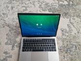 MacBook Pro 13 Touch Bar A1706