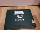 32. Cigarų dėžė Plasencia žalia