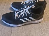 Adidas kedai.
