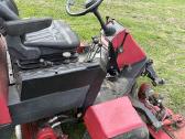 Sodo traktoriuskas Toro Relmaster 335d - nuotraukos Nr. 4