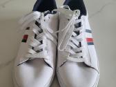 Tommy Hilfiger firmos kedukai - nuotraukos Nr. 2