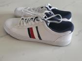 Tommy Hilfiger firmos kedukai - nuotraukos Nr. 3