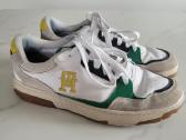 Tommy Hilfiger kedukai