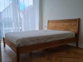 Viengulės ir dvigulės medinės lietuviškos lovos