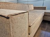 Kampinė sofa su miegama dalimi bei dėže patalynei. - nuotraukos Nr. 4