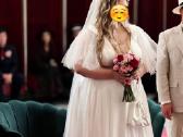 Didesnio dydžio vestuvinė suknelė