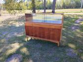 Mid century baldai