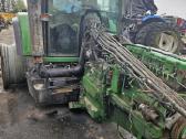 Traktorius John Deere 8300 ardomas dalimis