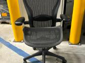 Herman Miller Aeron dydis c