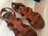 Odinės Clarks basutės