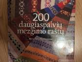 200 daugiaspalvių mezgimo raštų. Knyga