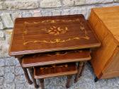 Vintažiniai mid century raudonmedžio staliukai - nuotraukos Nr. 28