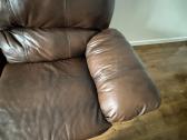 Juodojo Alksnio odine sofa su pufu - nuotraukos Nr. 4