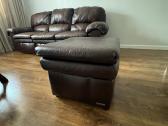 Juodojo Alksnio odine sofa su pufu - nuotraukos Nr. 3