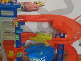 Automobilių trasa Hot Wheels Ryklys - nuotraukos Nr. 2