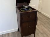 Antikvarinė muzikinė dėžutė Victrola X