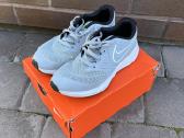 Nike bėgimo bateliai 35,5 dydis
