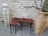 Vintažiniai mid century raudonmedžio staliukai - nuotraukos Nr. 10