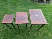 Vintažiniai mid century raudonmedžio staliukai - nuotraukos Nr. 32