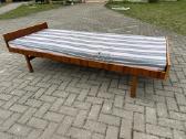Iskirtine Mid-century viengule lova - nuotraukos Nr. 3