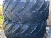 710/70/r42 Pirelli dubliai su įranga