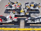 Honda valkyrie cbr ir f6c motociklai 1:18 modeliai - nuotraukos Nr. 4