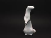 Statulėlė porceliano aukštis 19,5 cm.