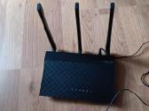 Maršutizatoriai / Routeriai Asus, D-link