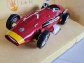 Maserati 250 1:16 - nuotraukos Nr. 3